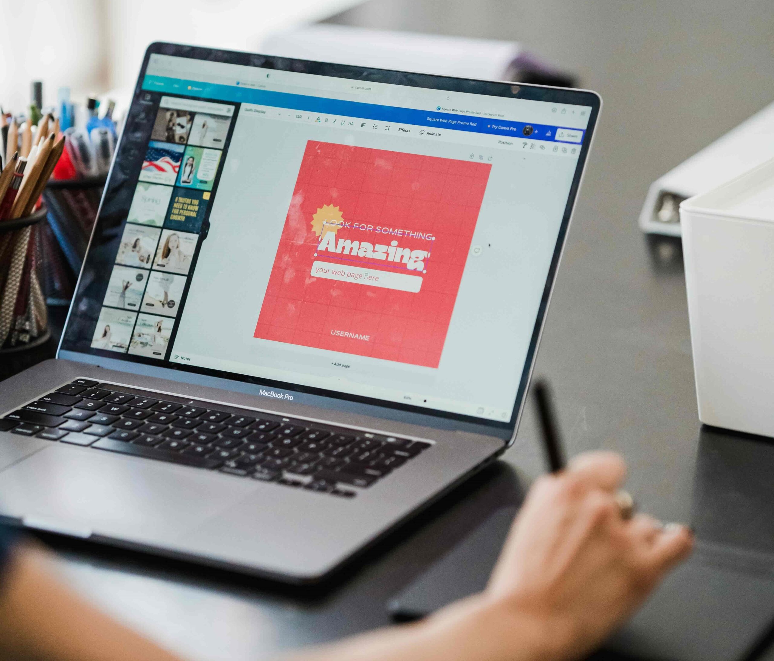 Difference Between Graphic Design and Web Design – Complete Guide by NiOSDiT